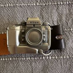 Rare Vintage Nikon F4 SLR Camera Pewter Belt Buckle – Limited Edition NAS Specialist #3316/5500
