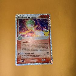 Pokemon Card - Gardevoir ex Celebrations Classic Collection 93/101 Holo