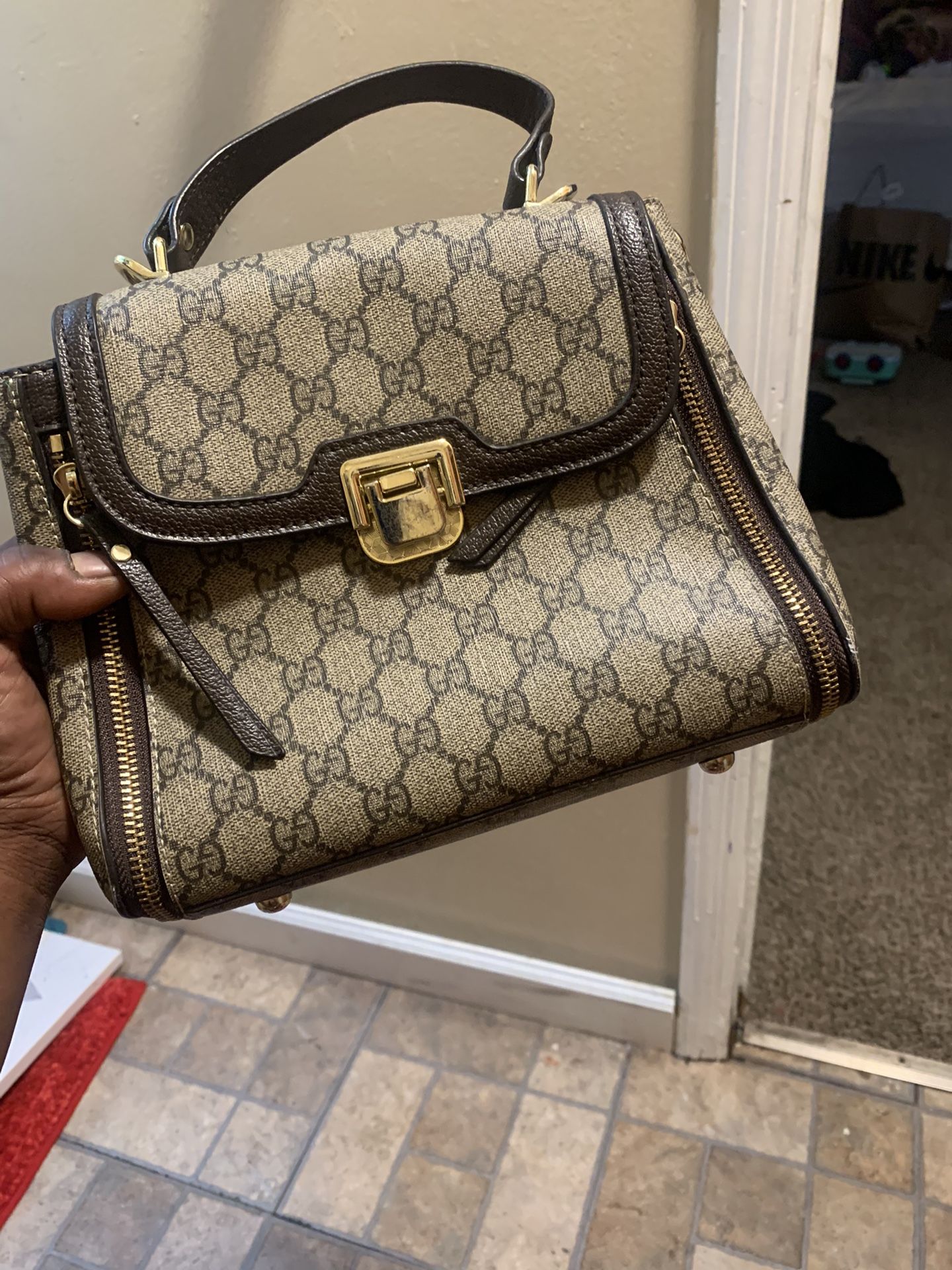 Real  Vintage Gucci Purse 300 