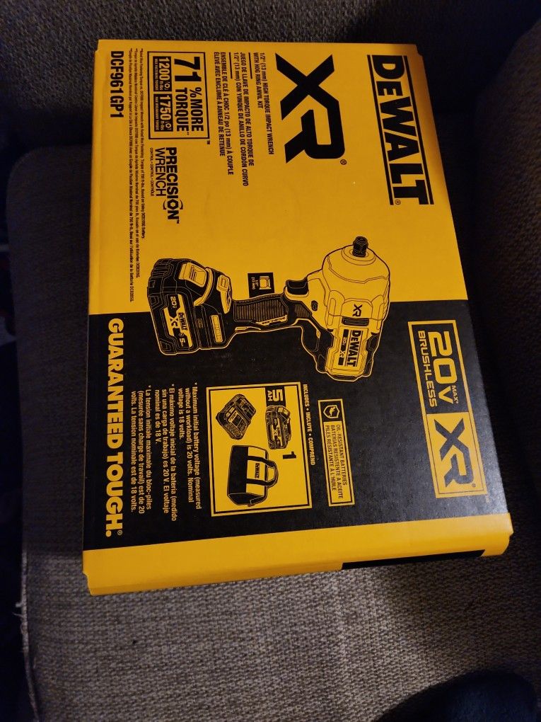 20V MAX Lithium-Ion Brushless Cordless 1/2 in. High Torque Impact Wrench Kit with Oil-Resistant 5Ah Battery and Charger