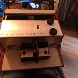 Vintage Kodak 300 Slide In Mint Condition. Works Great.collectible.
