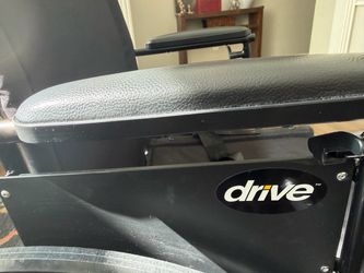Wheel Chair – Excellent Condition + Seat Cushio