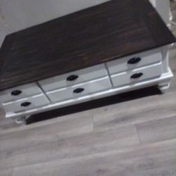 Refinished Vintage Coffee Table 3 Storage Drawers . Solid Wood Very Sturdy And Heavy. Also Has Side Table That Matches