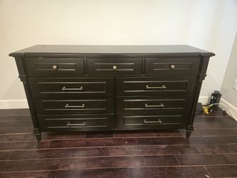 Bedroom Dresser 60" 9 Drawer