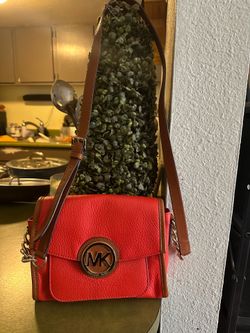 Michael kors purse