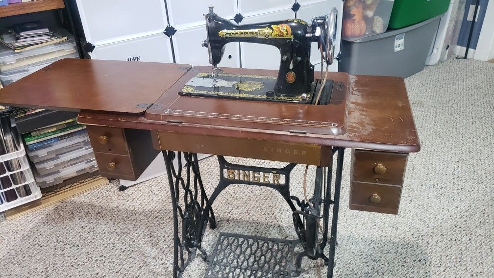 Antique Singer Sewing Machine 