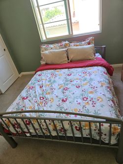 Beds for sell - medal frame ( both)