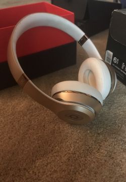 Beats solo wireless 3