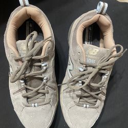 New Balance 608