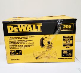 Powerful 20V MAX cordless sliding compound miter saw with a 7-1/4 inch blade. This kit includes the DCS361 miter saw, one 4.0Ah lithium-ion battery, a