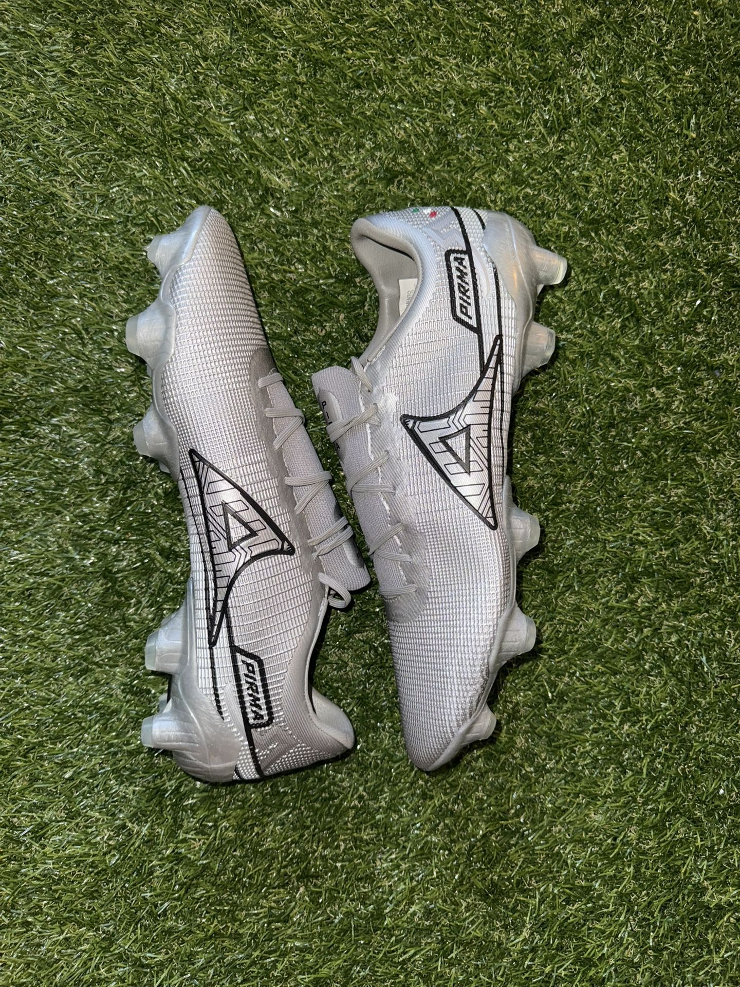 Pirma Soccer Cleats