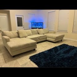 Oversized Tan Sofa🤩🎉🎉