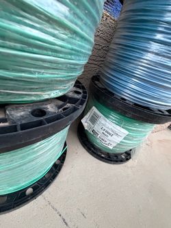 #12 wire 2500ft SOLID copper $450 each roll (read the Discerption 👇👇👇👇
