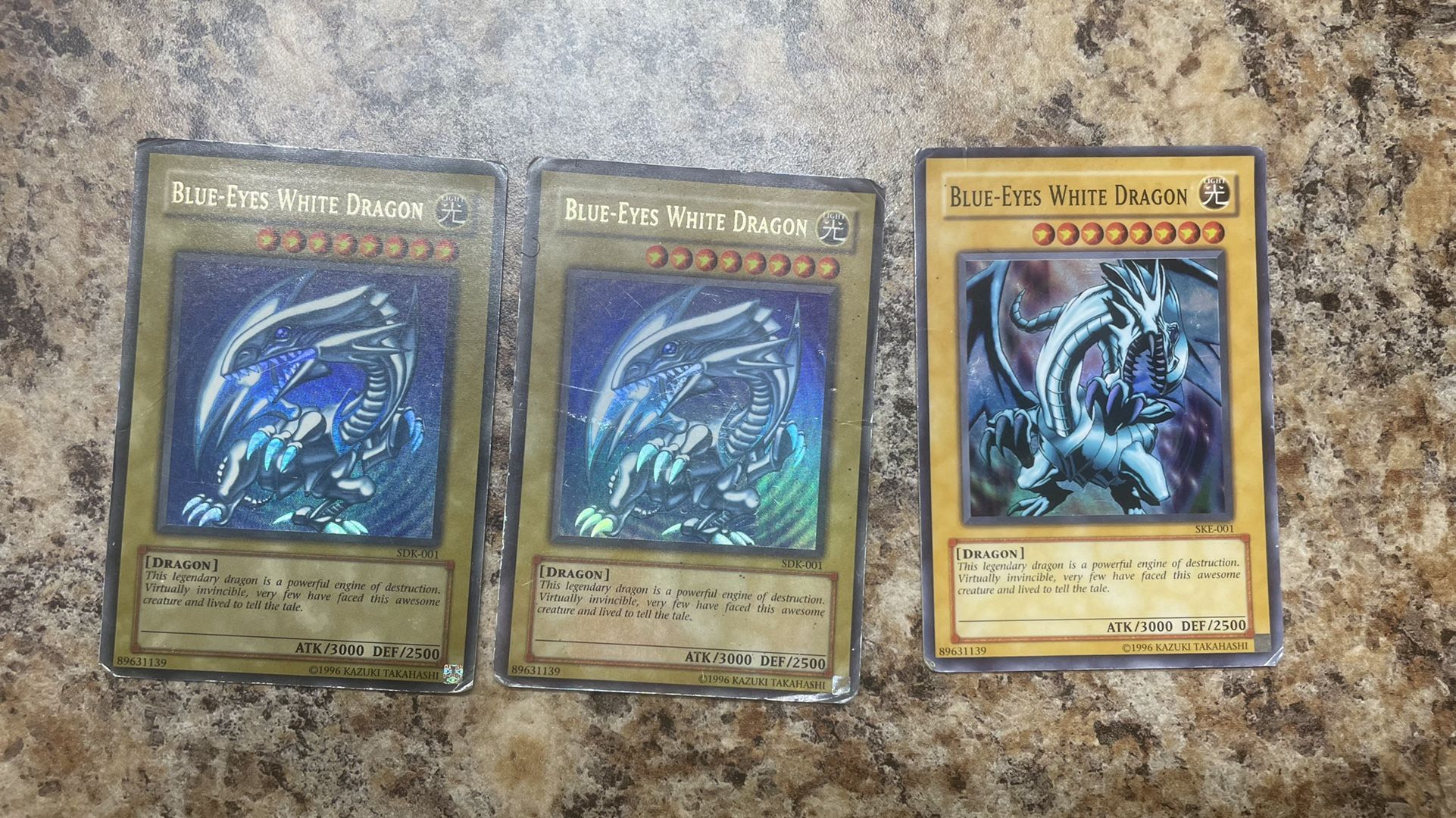 blue eyes white dragon price sdk-001