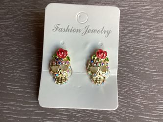 Golden Punk Style Halloween Rose Skull Post Earrings W/ Pink, Lavender & Clear  Rhinestones