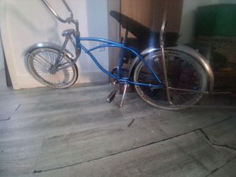 Lowrider Cruiser Bicycle Blue Chrome