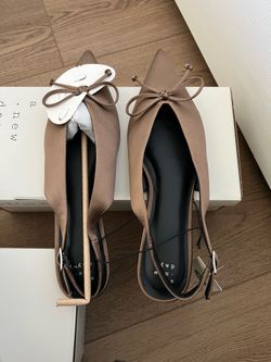 Size 10 Flats