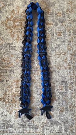 Graduation leis