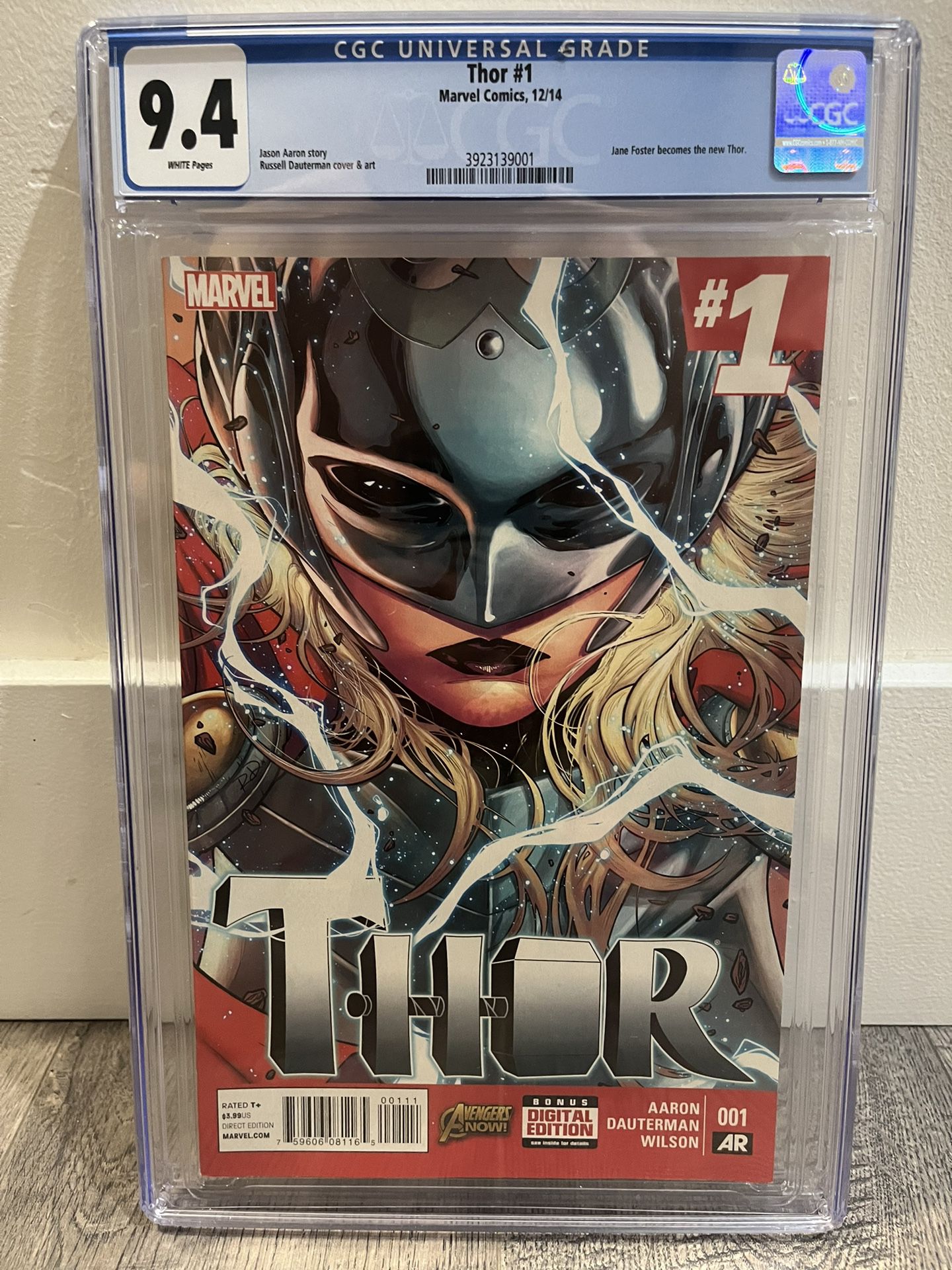 THOR 001 Marvel comic collectible , 9.4 grade immaculate condition 