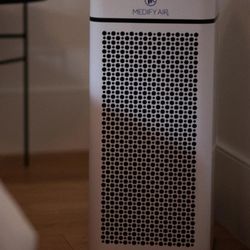 Air Purifier “Medify Air” 
