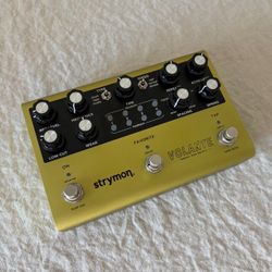 Strymon Volante - Tape delay / spring reverb / looper guitar pedal