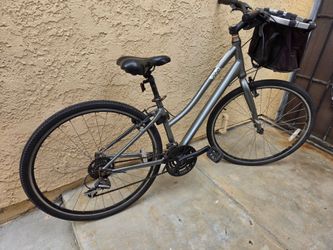 Felt hybrid comfort/basket