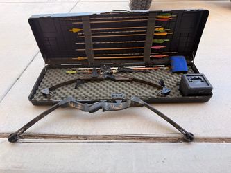 Decorative  Compound Bow with Hard Case and Arrows