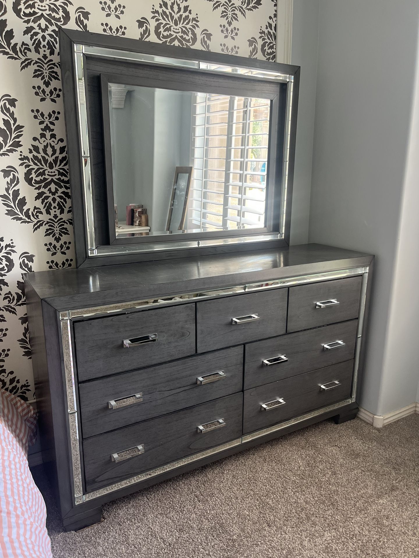 grey dresser
