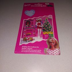 VINTAGE 1998 BARBIE HOLIDAY DECORATING KIT NEW FACTORY SEALED 