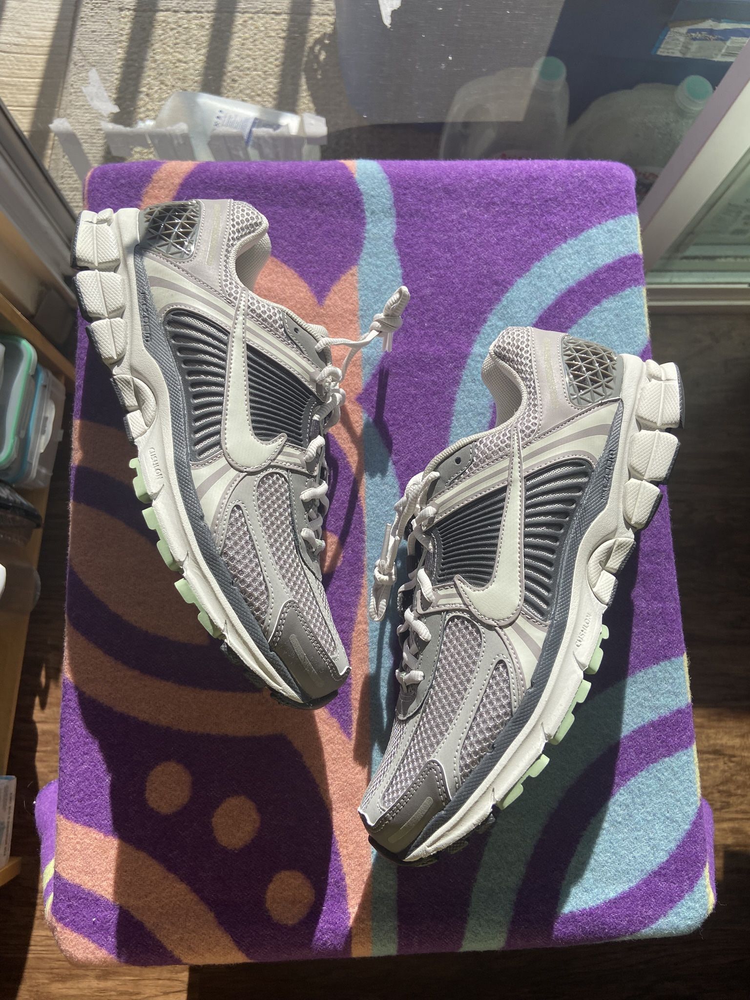 Nike Zoom Vomero 5 Cobblestone Flat Pewter Men’s 11/Womens 12.5 New No Box