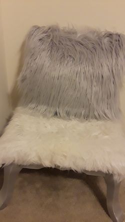 My design faux fur bench/pillow
