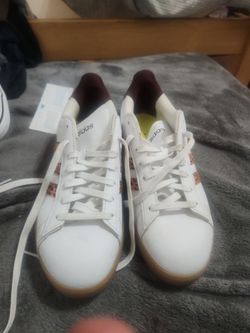 Adidas tennis shoes
