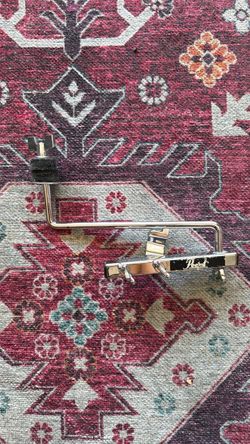 Vintage Pearl Cymbal bracket mount