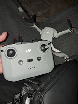 Drone comes w everything works good