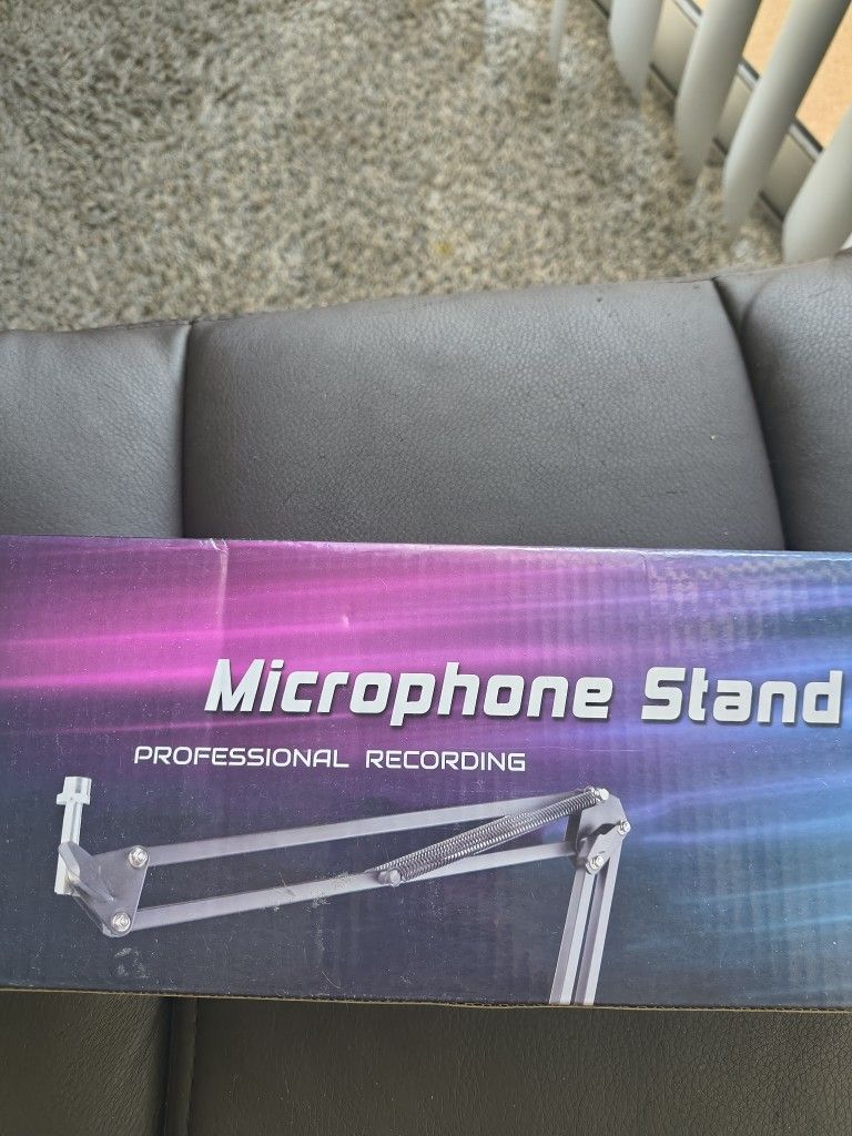 New Microphone Stand