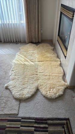 Sheepskin Fur Rug 6”x3.5”