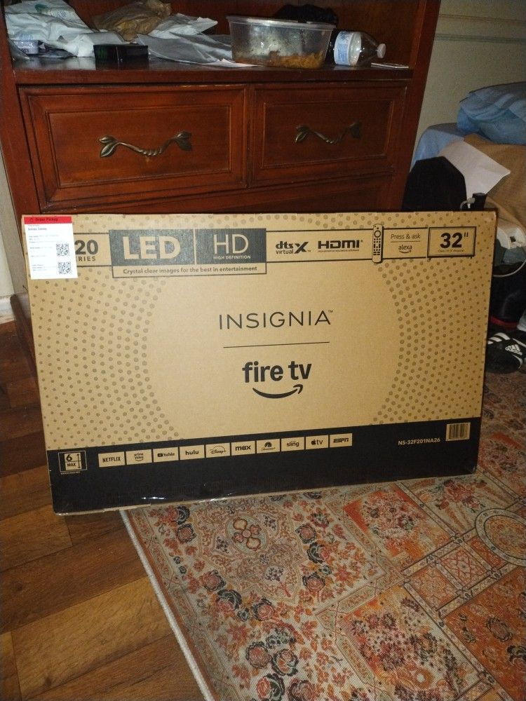 Brand new Insignia Fire 32 Inch Smart tv.