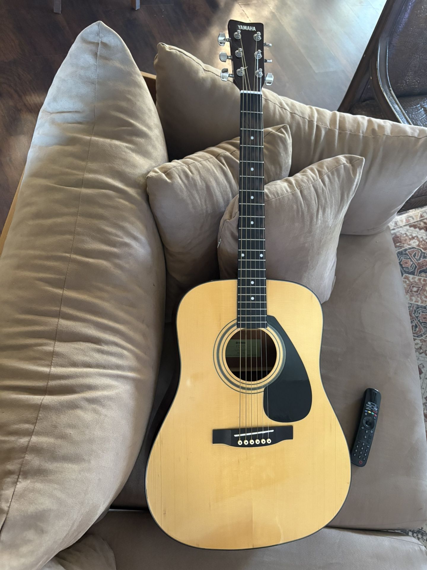 Yamaha acoustic guitar