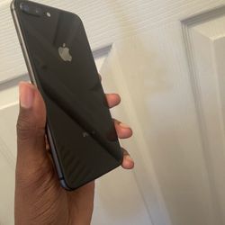UNLOCKED IPHONE 8 PLUS / SEE DESCRIPTION 