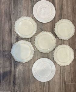 Charger plates decorations