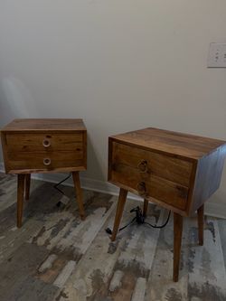 Mid Century Modern Nightstands 🤎