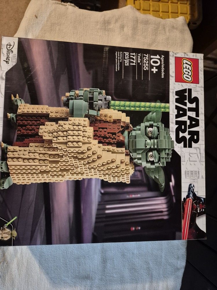 Lego Yoda First Edition