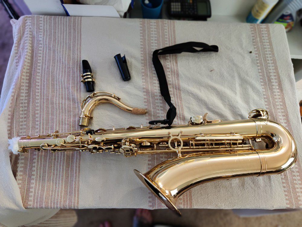 OPUS USA Tenor Saxophone Professional (Model 247)