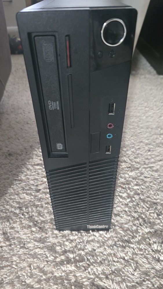 Lenovo Desktop PC