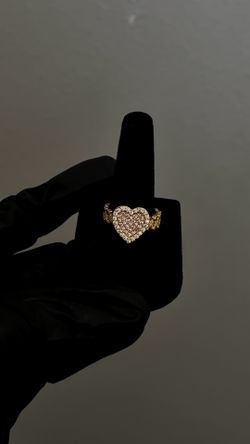 PINK DIAMOND HEART RING