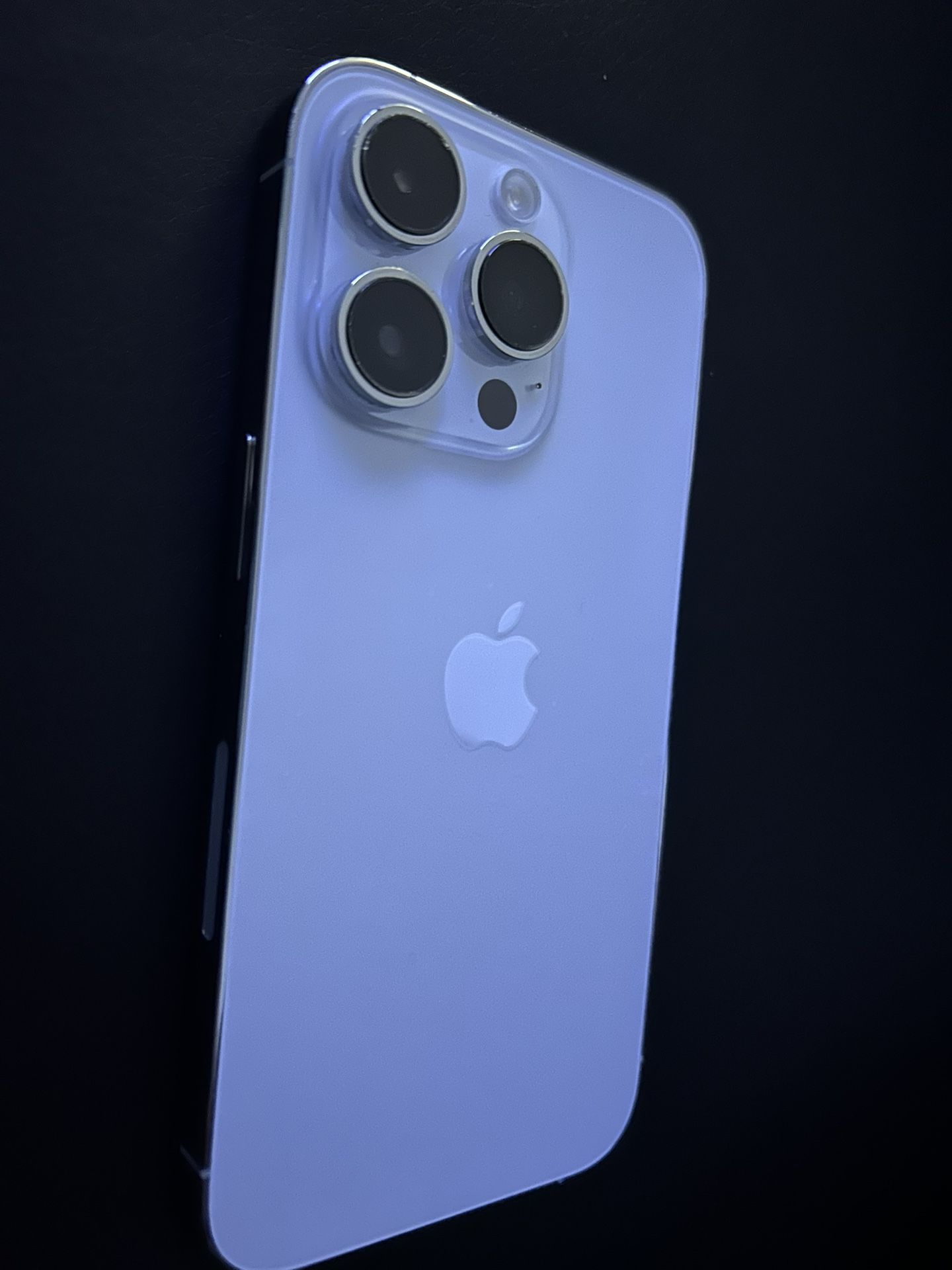 iPhone 14 Pro 128GB ( CARRIER UNLOCKED ) 