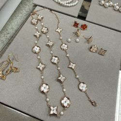 Pearl Necklace 
