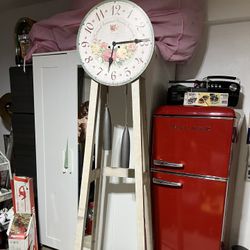 Vintage Clock Barn House