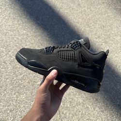 Jordan 4 Retro Black Cat (2025)