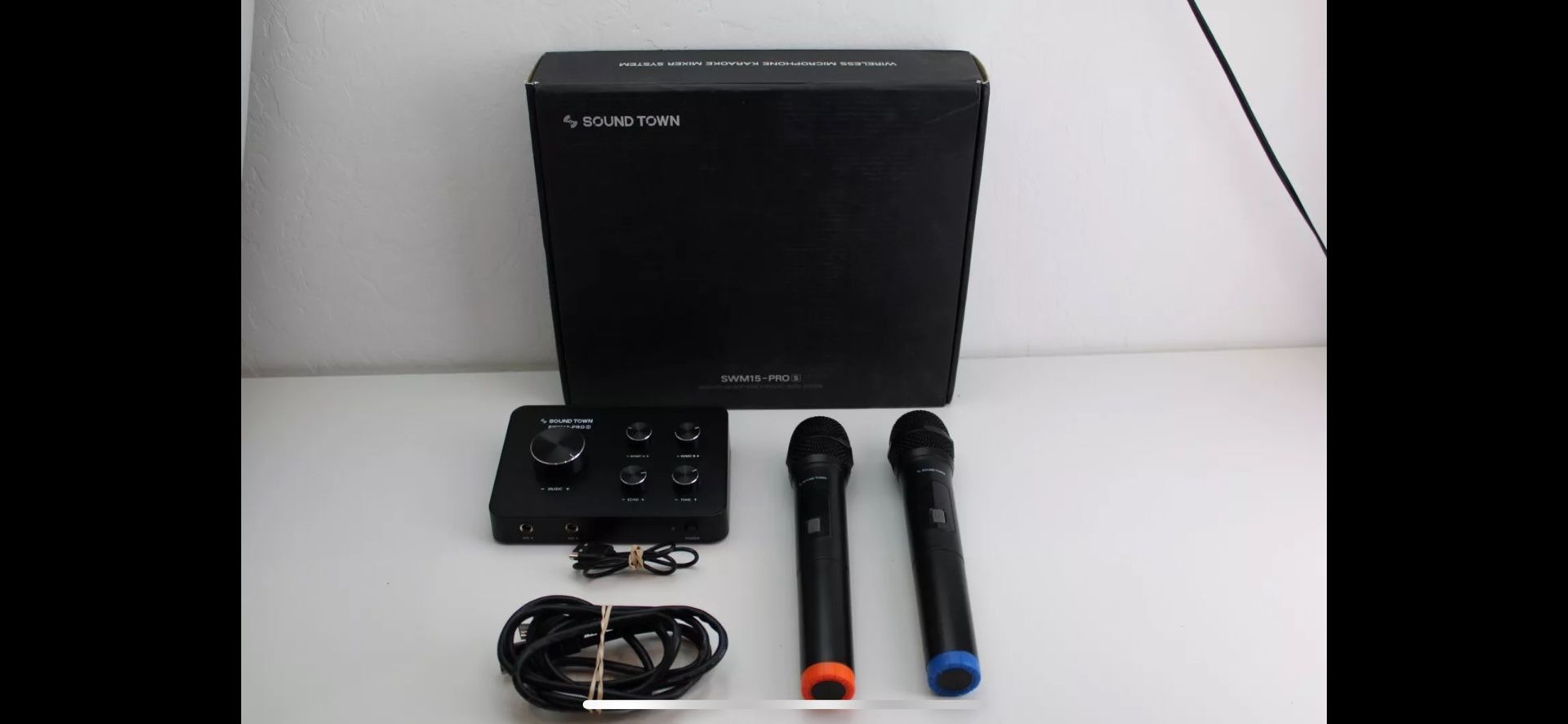 Sound Town SWM15-HBT Karaoke with two cordless microphones